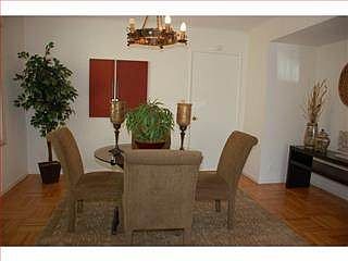 3rd image of 84 Garden Grove Dr