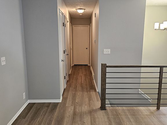 4th image of 14911 Echo Hills Dr