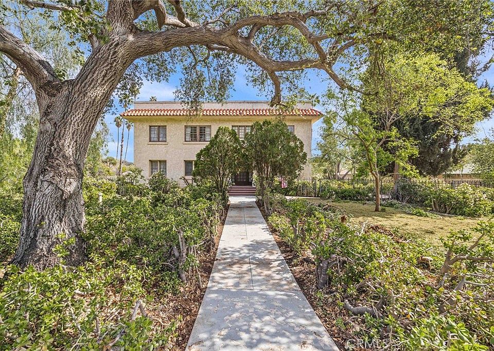 5216 Victoria Ave, Riverside, CA 92506 Zillow