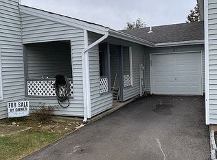 707 Fenway Rd, Saint James, NY 11780