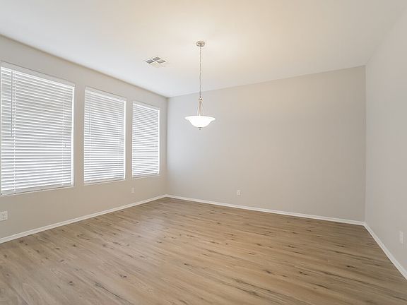 4th image of 4439 W Apollo Rd