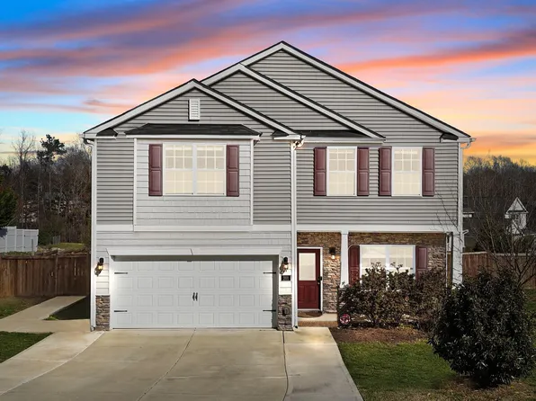 201 Oakton Ridge Pl, Garner, NC 27529