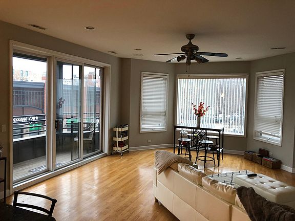 Living room + patio 