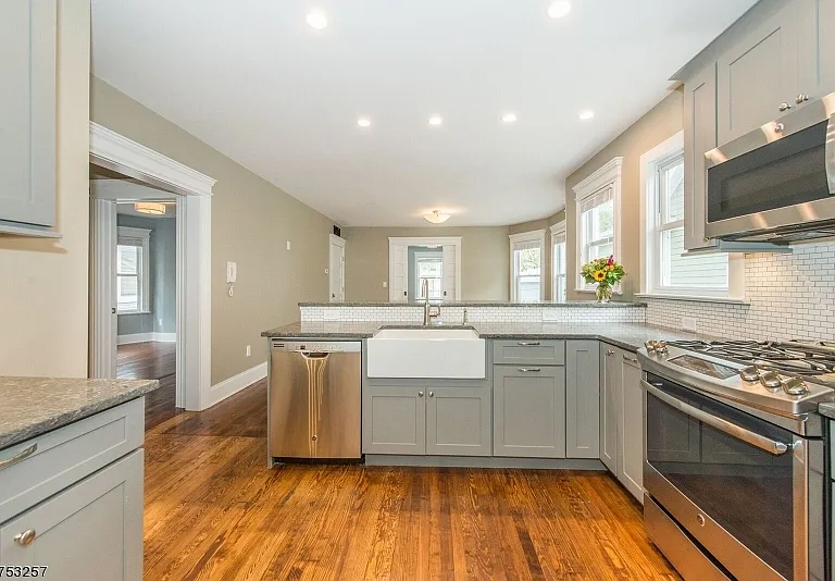 34 N Willow St #2 — Photo 5