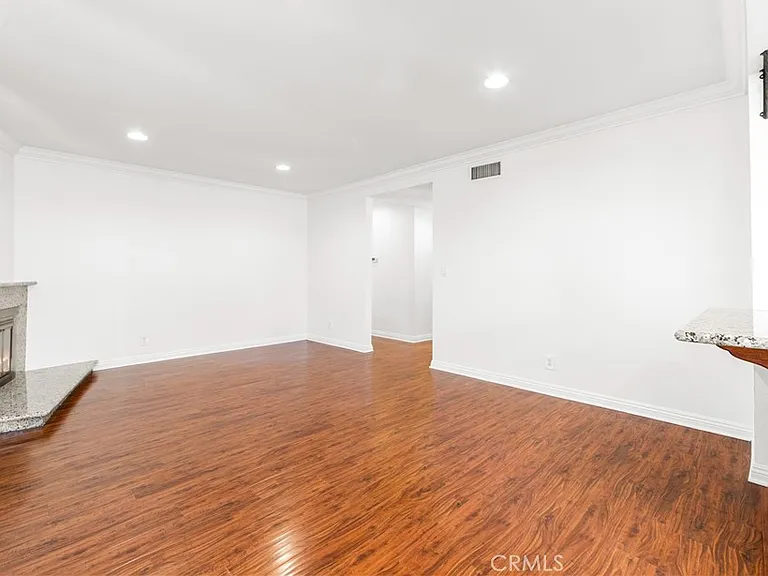 5892 Meadowlark Dr — Photo 15