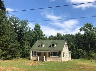 38492 Townshend Rd, Coltons Point, MD 20626