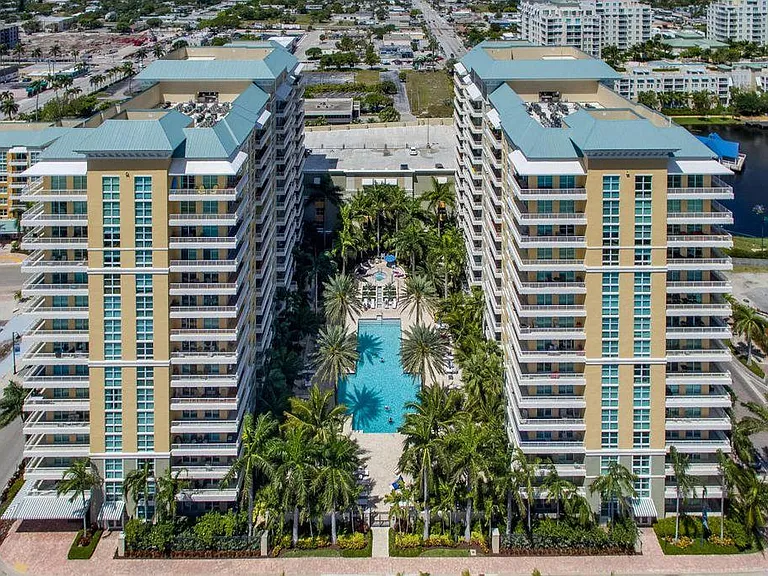 700 E Boynton Beach Blvd — Photo 6