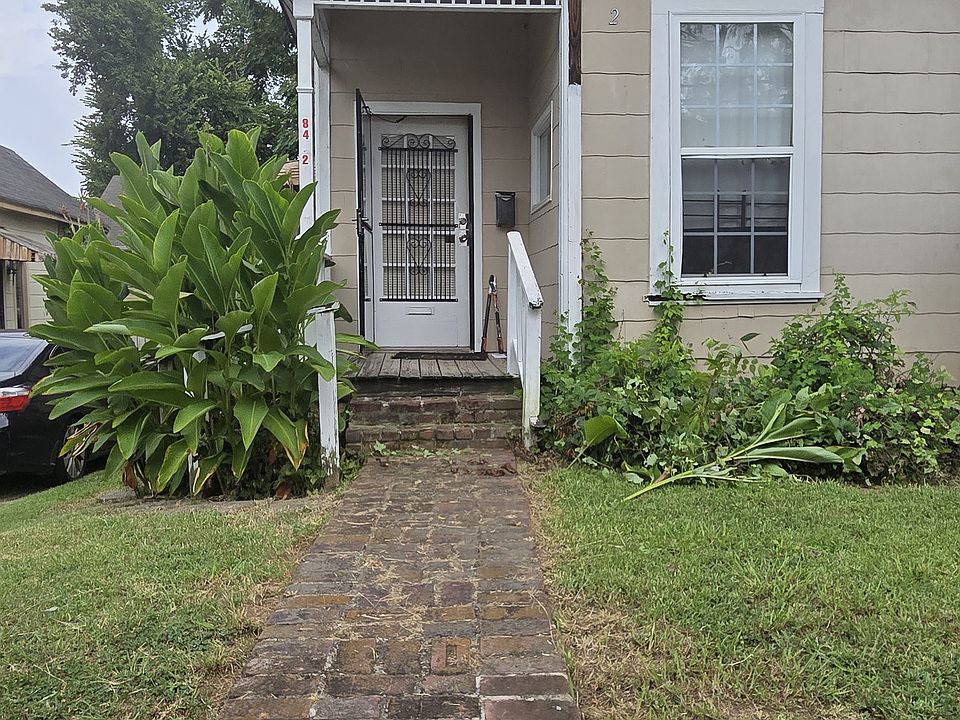 1st image of 84 Angelus St #1