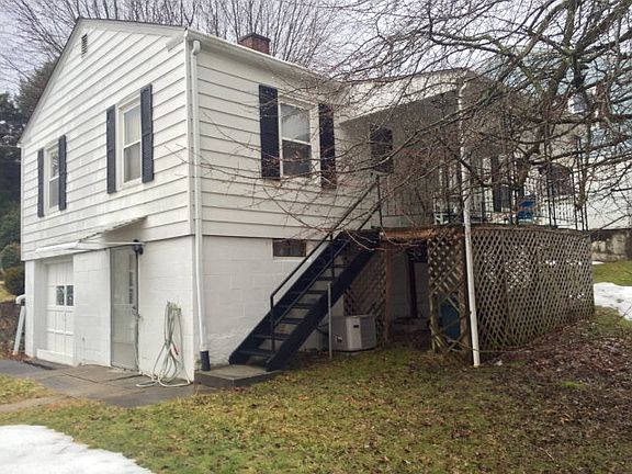 2nd image of 109 Parkwood Dr