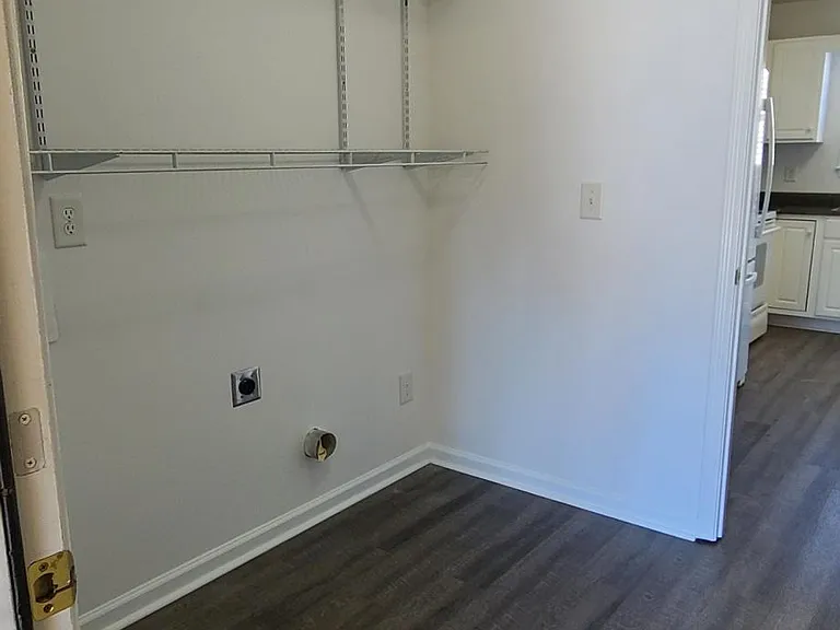 1200 Beeston Ct — Photo 8