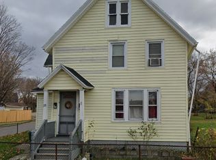 29 Oakman St #2, Rochester, NY 14605