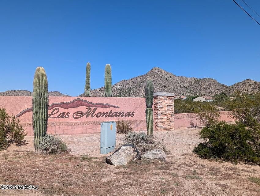1st image of 8061 N Camino Rica Dr #5
