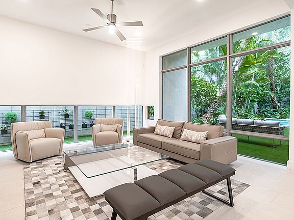 5th image of 2259 Tequesta Ln