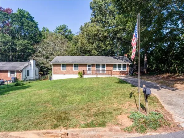 4056 Allegiance Ave, Austell, GA 30106