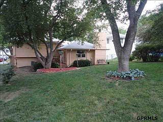 3rd image of 9804 Nina St
