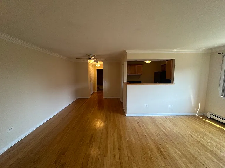 205 W Miner St #409 — Photo 4
