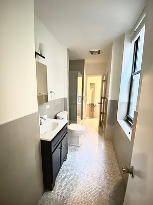 Rented by Living New York | media 11