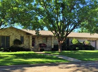 2220 S 2nd Pl, Lamesa, TX 79331