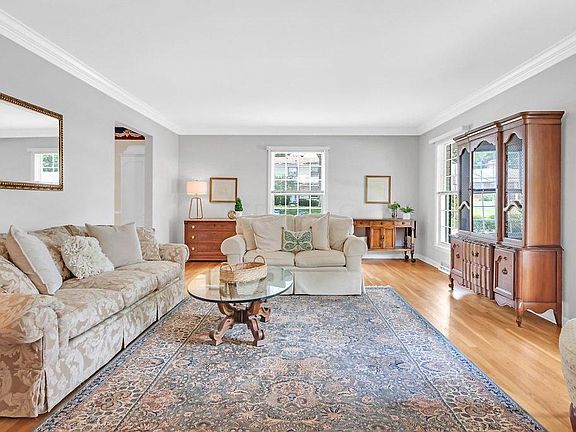 4th image of 4165 Ruxton Ln
