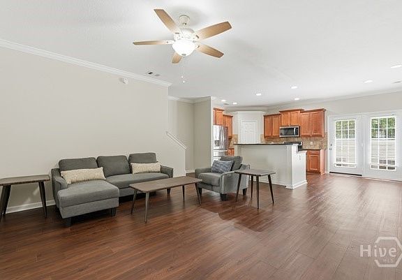 4th image of 26 Weslyn Park Drive