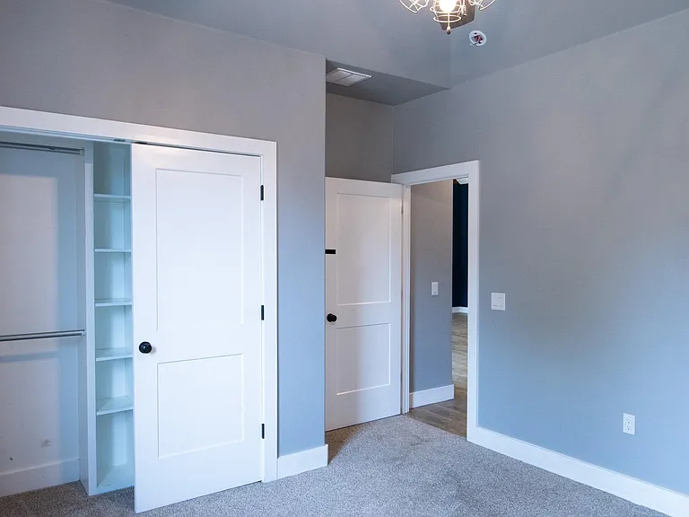 1714 Shoal Creek Dr — Photo 8