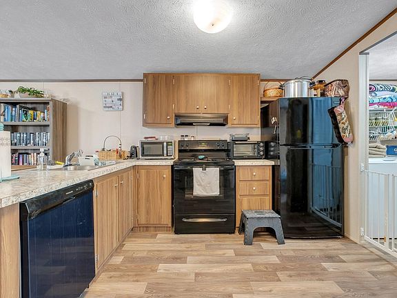 3rd image of 5055 Crystal Brook Ln