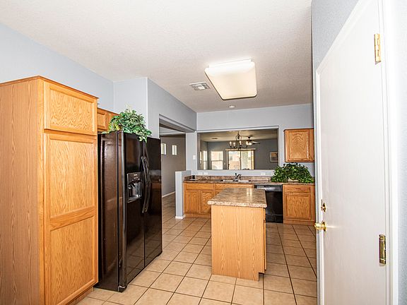 5th image of 11281 W Massey Dr