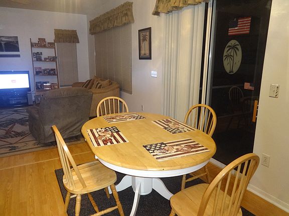 4th image of 17309 Hubers Ct