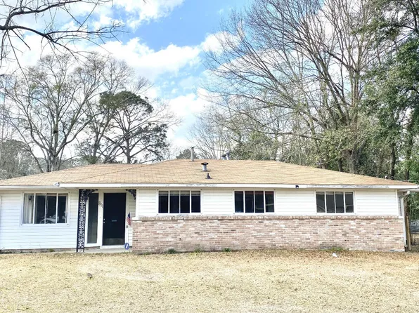 811 Crestview Dr, Hattiesburg, MS 39401