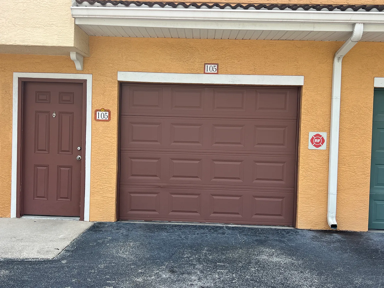 2 bed, 1174 sqft, $1,850 — Photo 2
