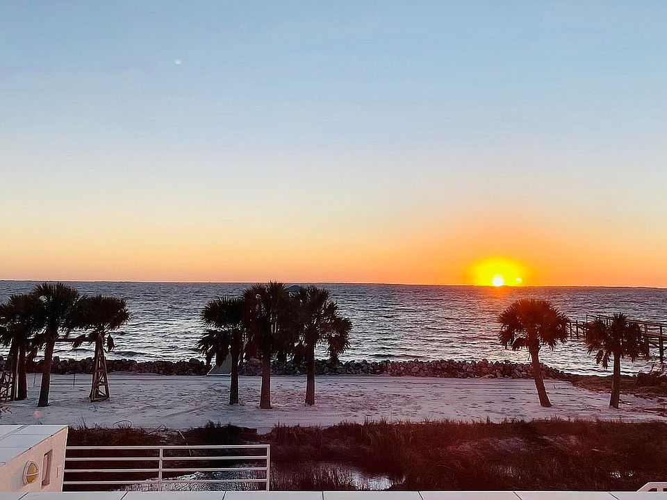 1st image of 477 Deer Point Dr