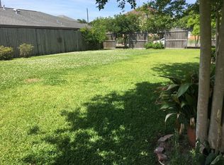 6111 Vicksburg St, New Orleans, LA 70124