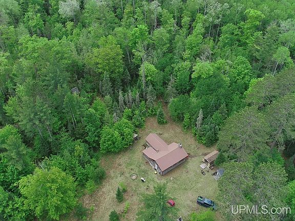 3rd image of 184 Marten Lake Rd