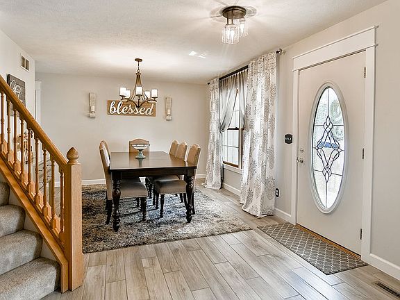 5th image of 11290 Quinlann Pl