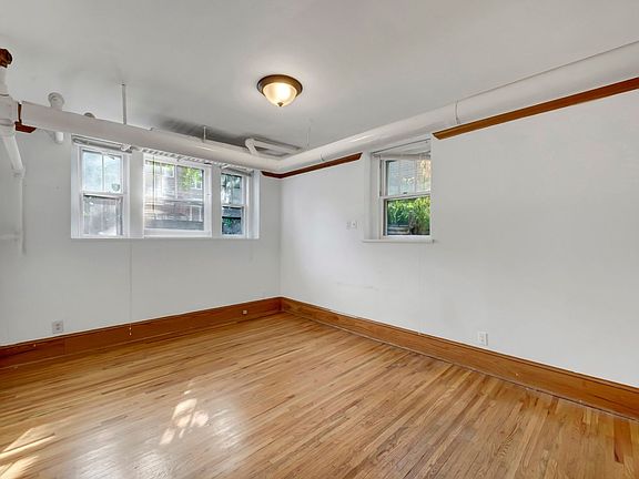 5th image of 3540 Emerson Ave S APT B