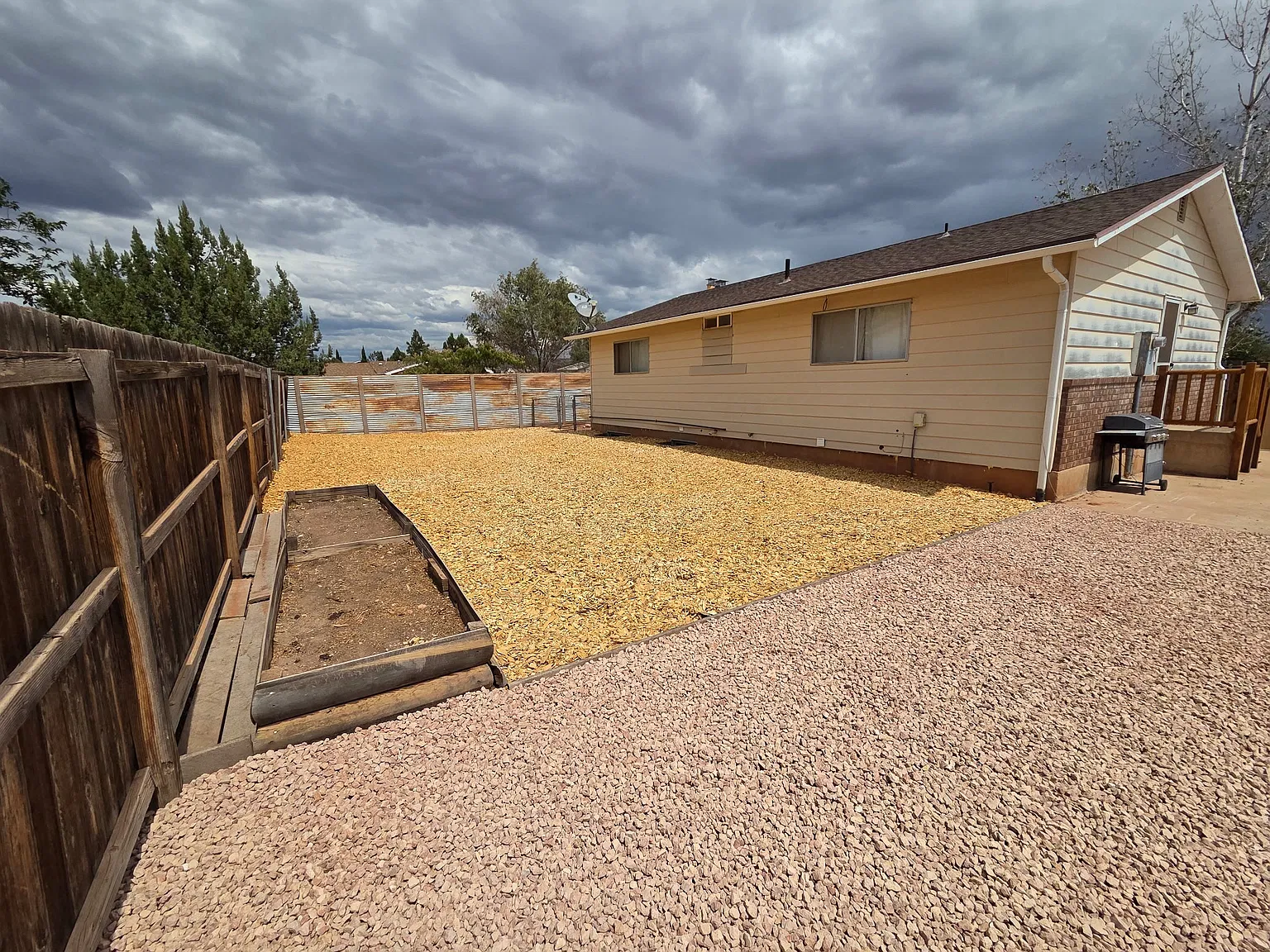 1710 S McAllister Dr — Photo 3