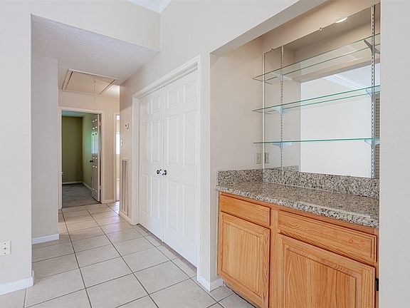4th image of 3303 Kempwood Dr