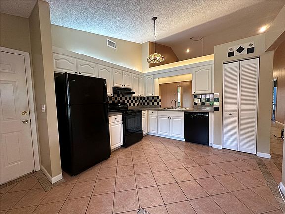 5th image of 7135 Wisteria Way #7135