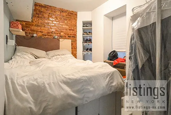 Rented by Listings Realty, LLC | media 20