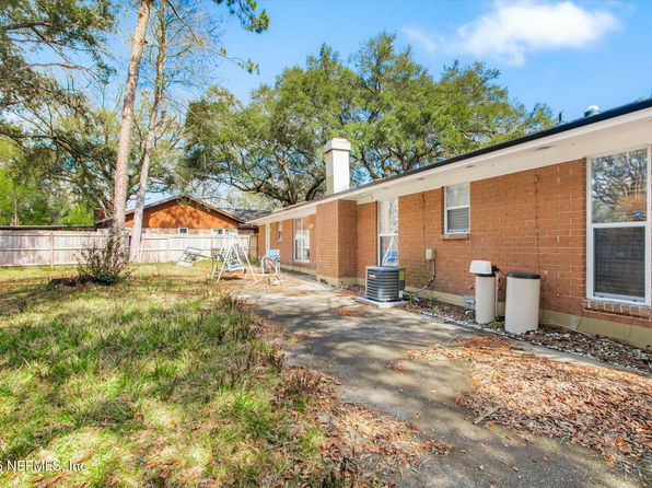 6080 Gulf Rd W