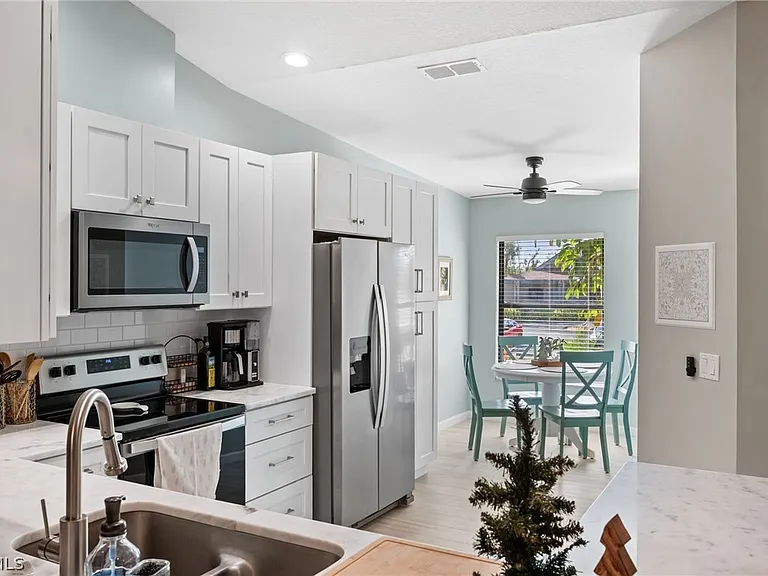 17611 Marco Island Ln — Photo 14