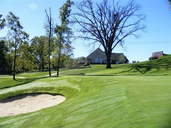 2nd image of Fairway Dr #27