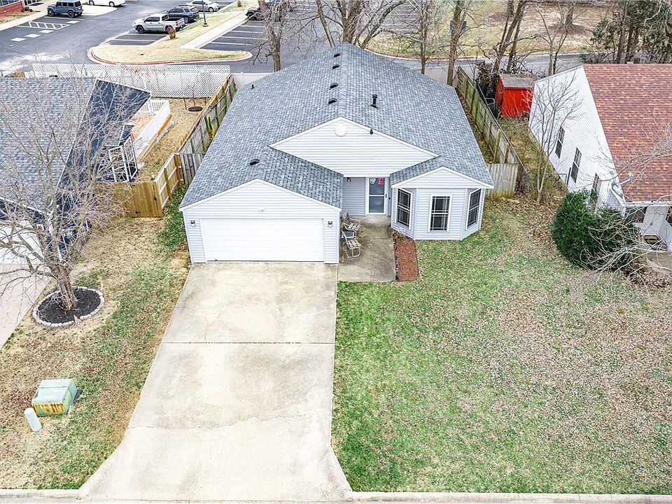 1st image of 1210 Spring St