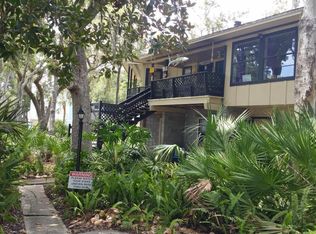 2140 Bay Rd, Neptune Beach, FL 32266