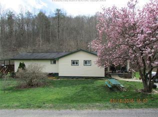 5131 Brookside Dr, Charleston, WV 25313