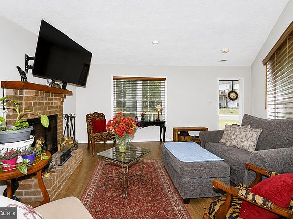 4th image of 5135 Shawe Pl #14
