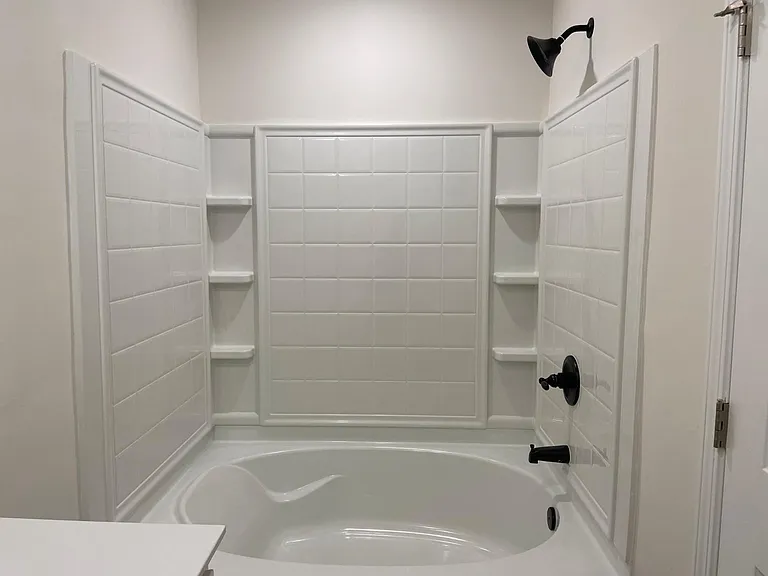 203 Ridge Valley Dr — Photo 2