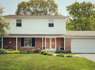 616 E Oxhill Dr, White Lake, MI