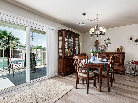 3rd image of 36158 N RED RIVER Court