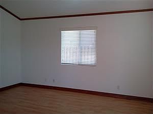 3rd image of 12829 Bess Ave